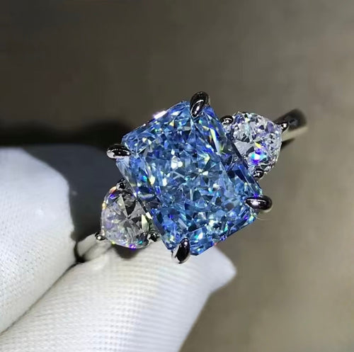 3 CT Blue Moissanite Ring - Ice Cut